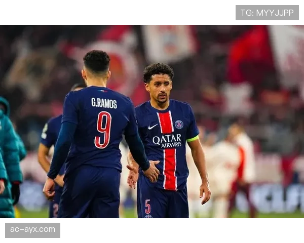 巴黎圣日耳曼防线频频被打穿，体系崩坏背景下防守稳定性面临考验